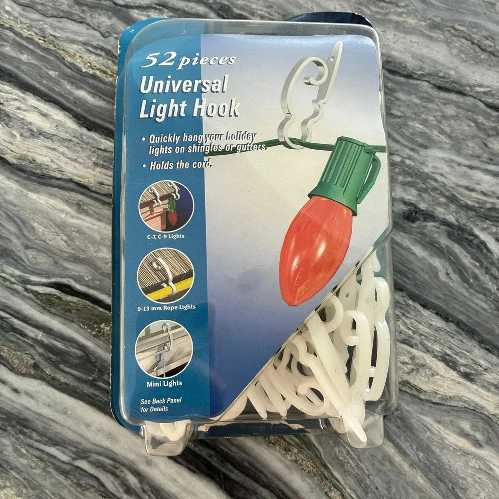 Gemmy 52pc Universal Light Hook 80031-0 White Plastic Gutter Shingle Clips